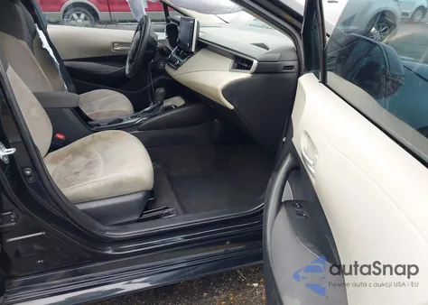 2021 Toyota Corolla Le z USA, uszkodzony, nr VIN 5YFEPMAE7MP225501